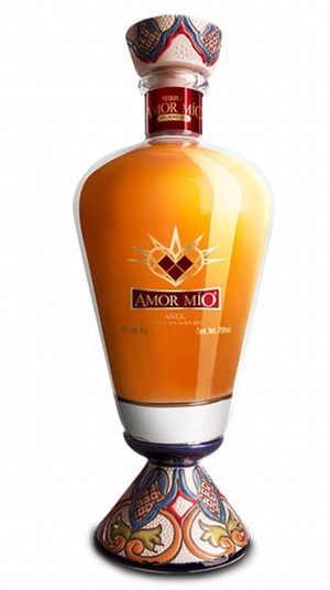 Amor Mio - Anejo (750mL)